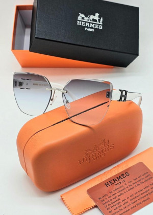 Набор женские солнцезащитные очки, коробка, чехол + салфетки 21215737