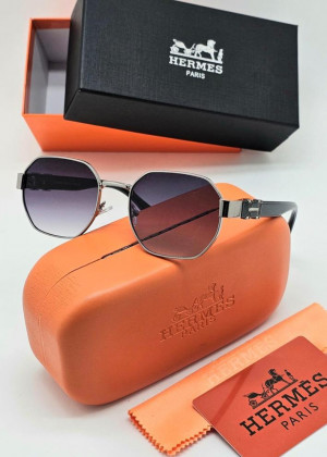 Набор женские солнцезащитные очки, коробка, чехол + салфетки 21232863