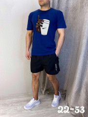 Спортивный костюм