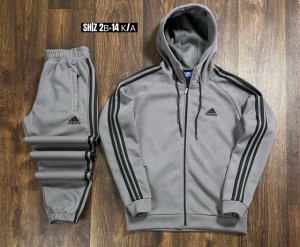 Спортивный костюм #22687995