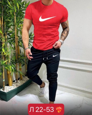 Спортивный костюм #22693416