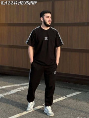 Спортивный костюм