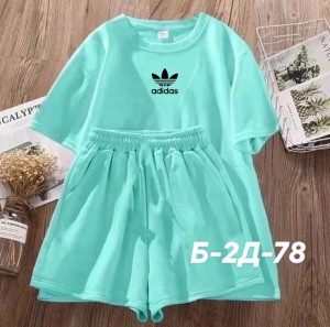 Спортивный костюм 22751451