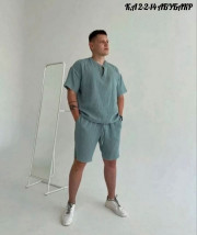 Костюм