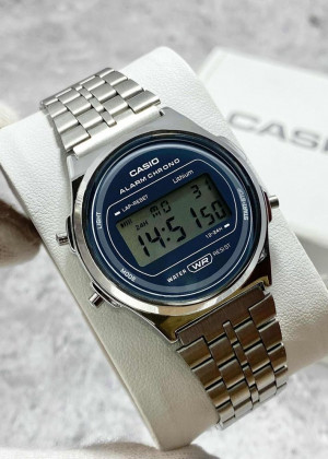Часы 22778518