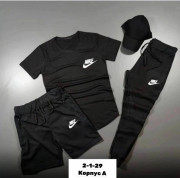 Спортивный костюм