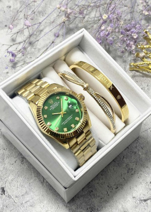 Подарочный набор для женщин часы, 2 браслета + коробка 22853242