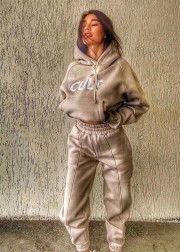 Спортивный костюм