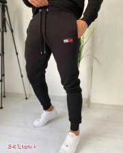 Спортивные брюки