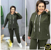 Спортивный костюм