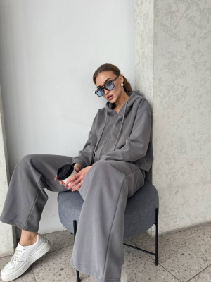 Спортивный костюм 22993830