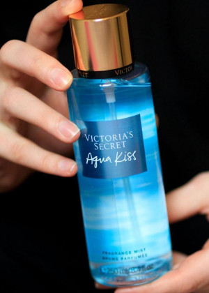 Парфюмированный спрей для тела 250мл 23015835