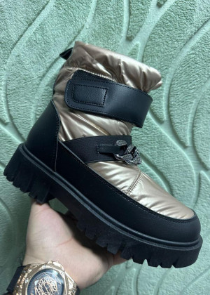 Ботинки #23083319