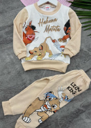 Спортивный костюм