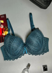 Бюстгальтер