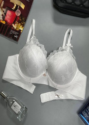 Бюстгальтер