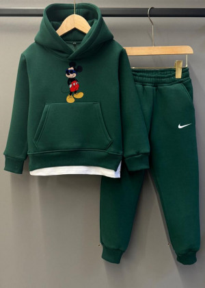 Спортивный костюм 23094475