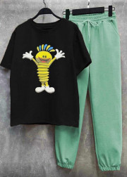 Спортивный костюм