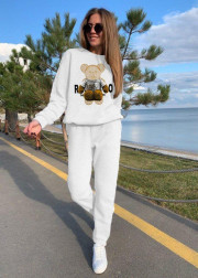 Спортивный костюм