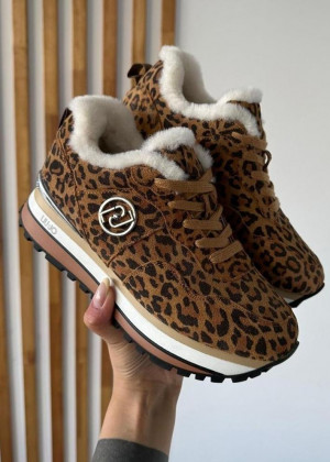 Кроссовки #23102136