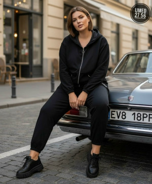 Спортивный костюм 23107806