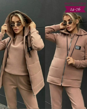 Спортивный костюм 23114679