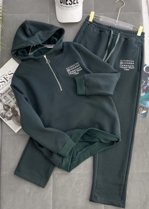 Спортивный костюм 23118171