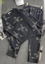 Спортивный костюм