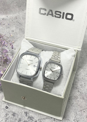 Подарочный набор часы для мужчин и для женщин + коробка 23124300