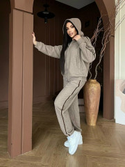 Спортивный костюм