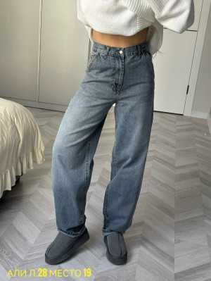 Джинсы #23164493