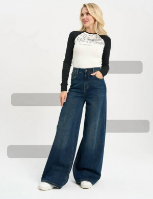 Джинсы #23169378