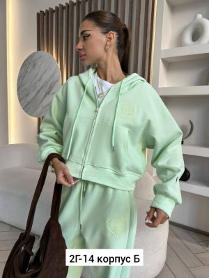 Спортивный костюм #23185802