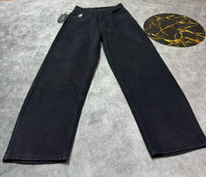 Джинсы #23208152