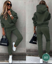 Спортивный костюм