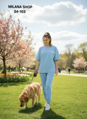 Спортивный костюм