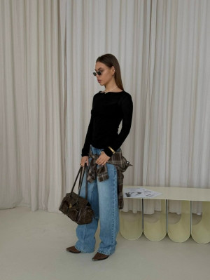 Джинсы #23229499