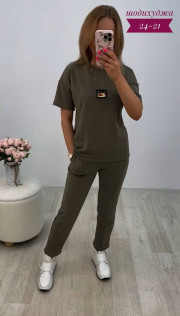 Спортивный костюм