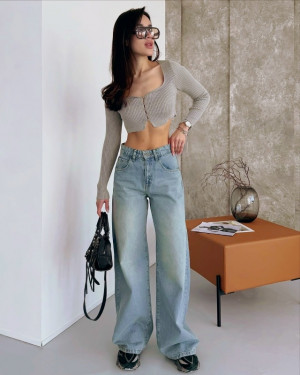 Джинсы #23232559