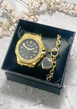 Подарочный набор для женщин часы и браслет+ коробка 23245150