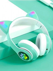 Беспроводные наушники со светящимися ушками