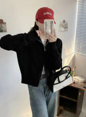 Свитер #23246789