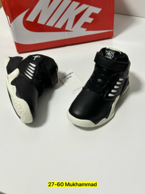 Кроссовки #23247922