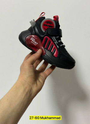 Кроссовки #23259590