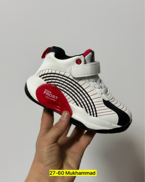 Кроссовки #23259931