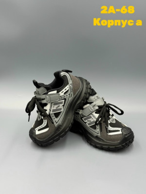 Кроссовки #23279817