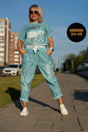 Спортивный костюм