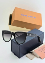 Набор женские солнцезащитные очки, коробка, чехол + салфетки