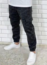 Спортивные брюки