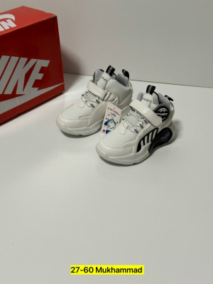 Кроссовки #23316396